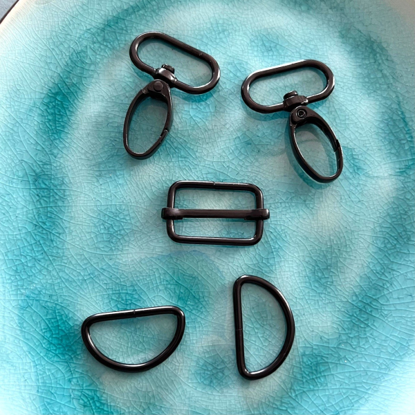 5er Set Taschenzubehör: Karabiner, Versteller, D-Ringe, schwarz
